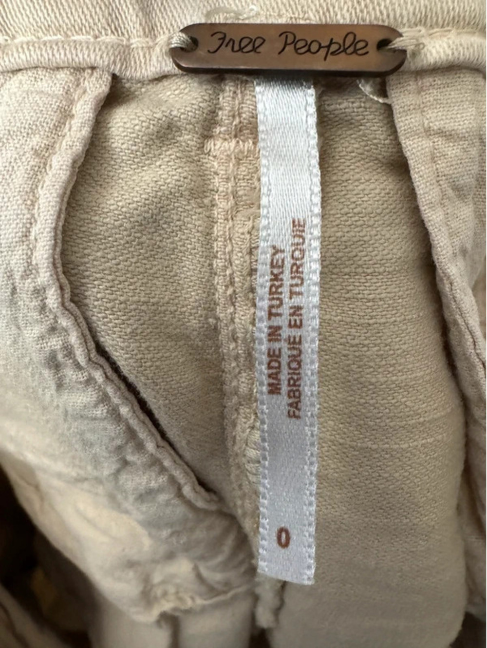 Free People Billie Chino Short in Khaki size 0 - Picture 3 of 3